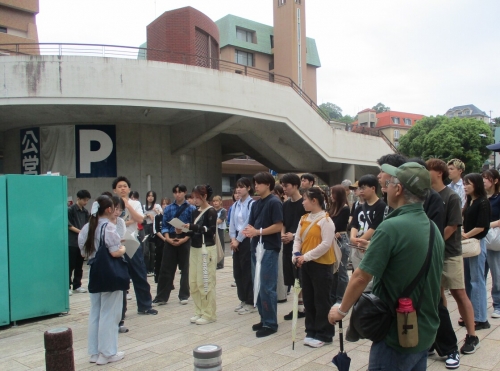 フィールドワークへ！